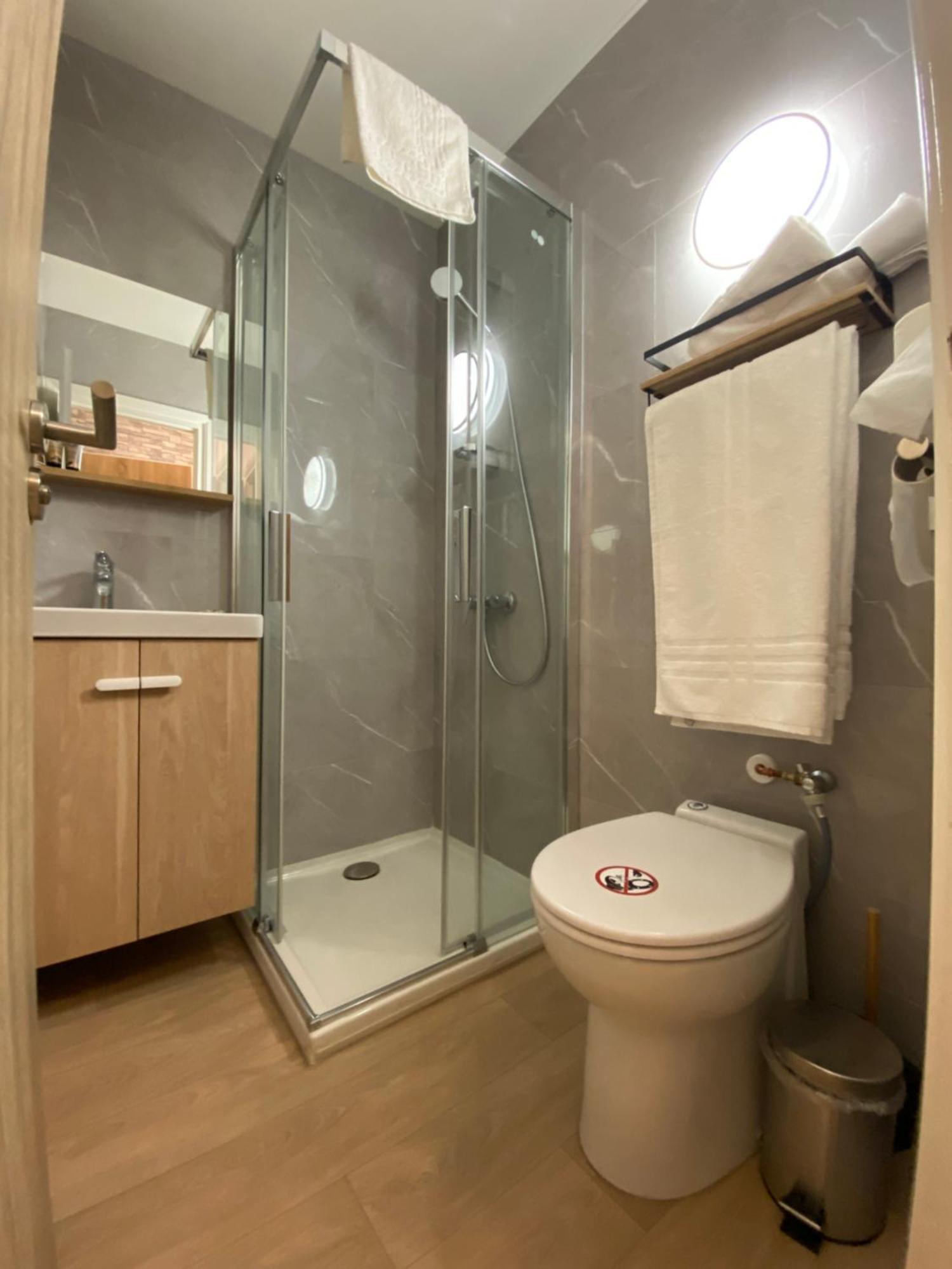 Studios & Chambres Aux Portes De Geneve Saint-Julien-en-Genevois Exterior photo